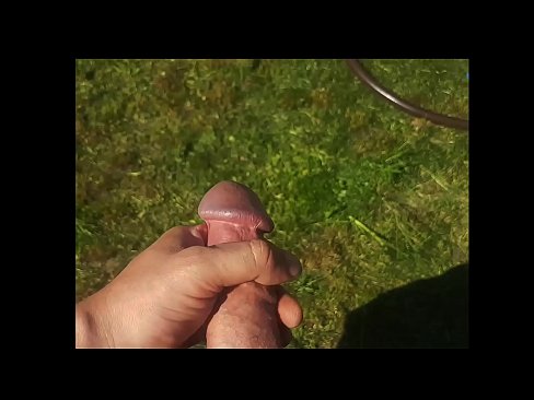 ❤️ A guapa quente recibe o seu coño rosa fodido e corre cun chorro nun xardín de verán ❌ Porno de calidade a nós gl.credit-assorti.ru ❌